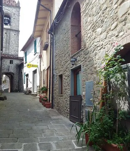 La Tana Nel Castelvecchio Daire *